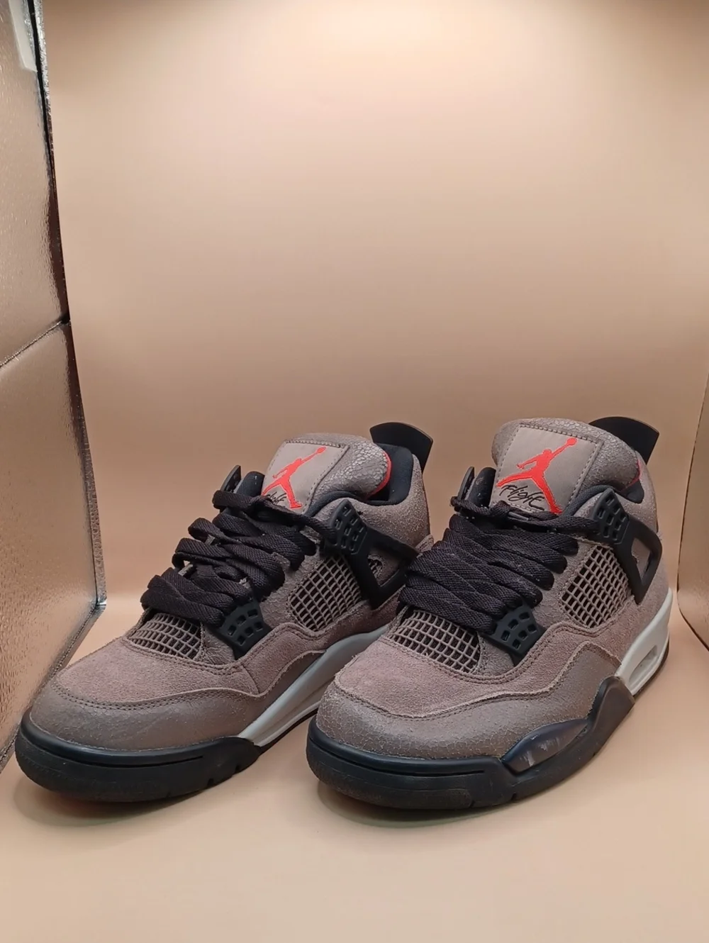Pre-Owned Nike Air Jordan 4 Retro Mid Sneaker-Taupe Haze Men Size 7 US DB0732200